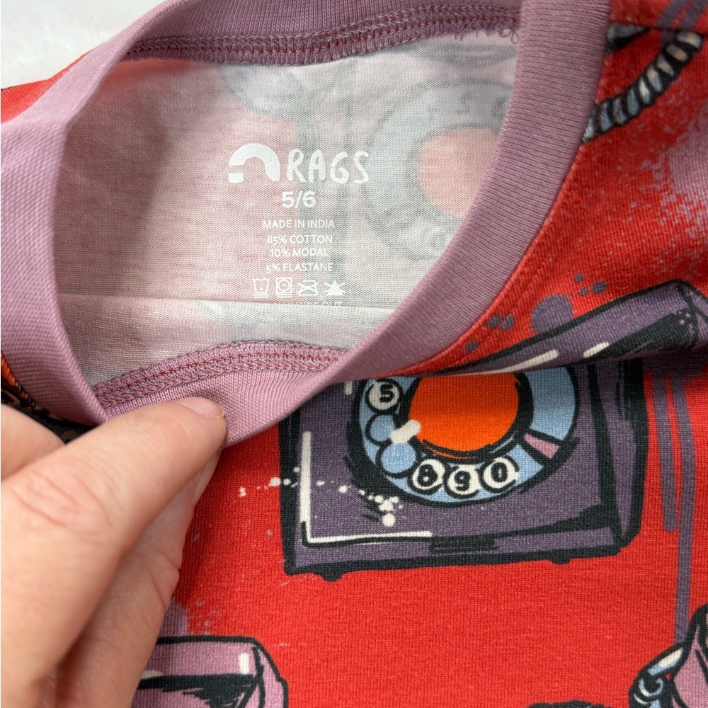 New Rags to Raches Red Retro‎ Telephone Print Short Sleeve Tee - 5/6 - Picture 2 of 3